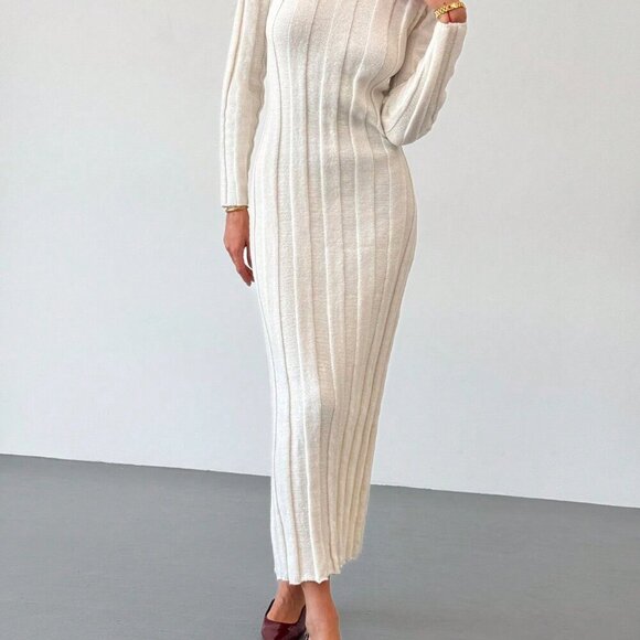 Beige Elegant Women's Crew Neck Long Warm & Comfortable Knit Casual Dress - Picture 7 of 7